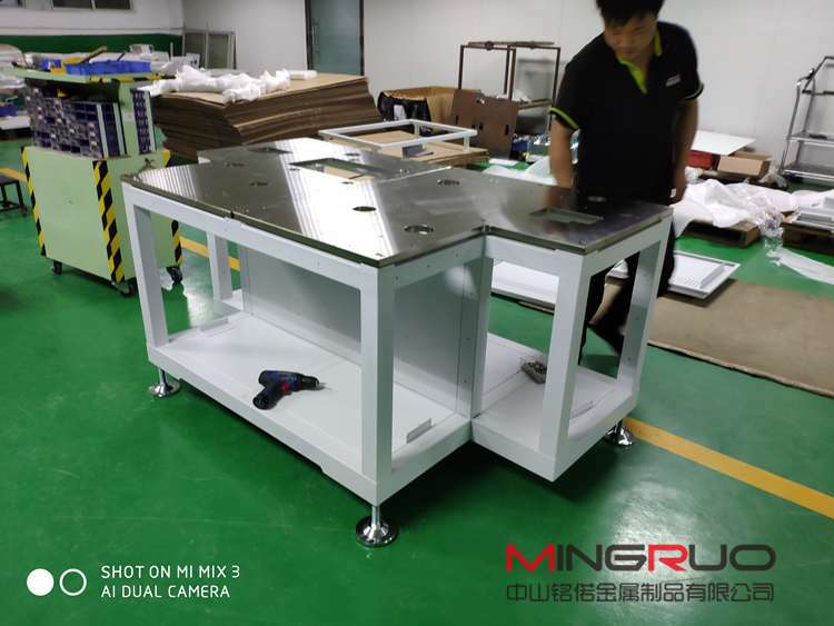 钣金加工不锈钢的有关实用知识_珠海念冬文化艺术中心有限公司